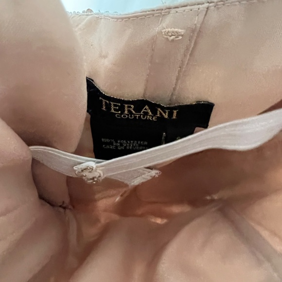 Terrani couture evening gown stunning show stopper - Picture 3 of 4